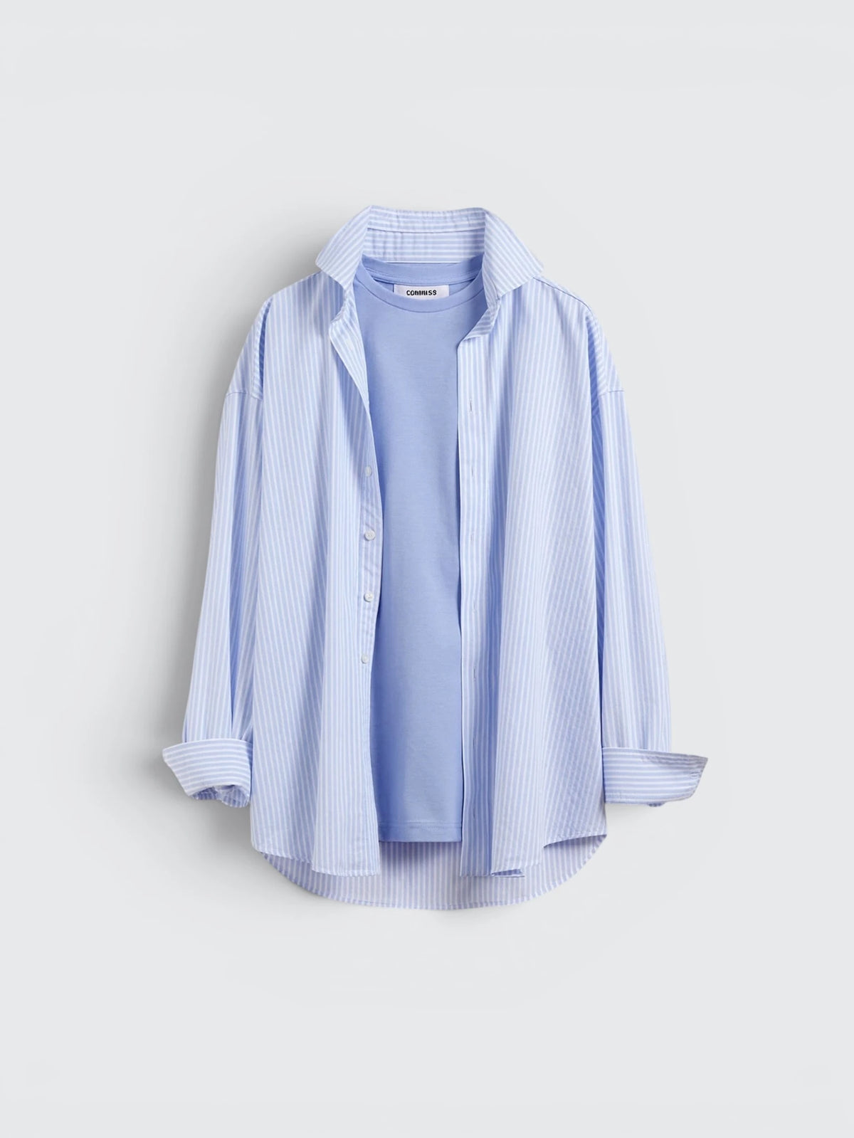 Camicia a righe e Maglietta Oversize